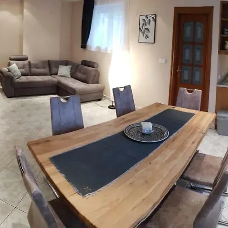 Solemar Apartment *
